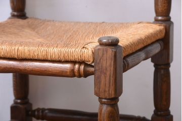 アンティーク家具　イギリスアンティーク　オーク材!ラッシ座面のコーナーチェア(2)