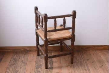 アンティーク家具　イギリスアンティーク　オーク材!ラッシ座面のコーナーチェア(2)