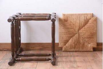 アンティーク家具　イギリスアンティーク　オーク材!ラッシ座面のコーナーチェア(2)