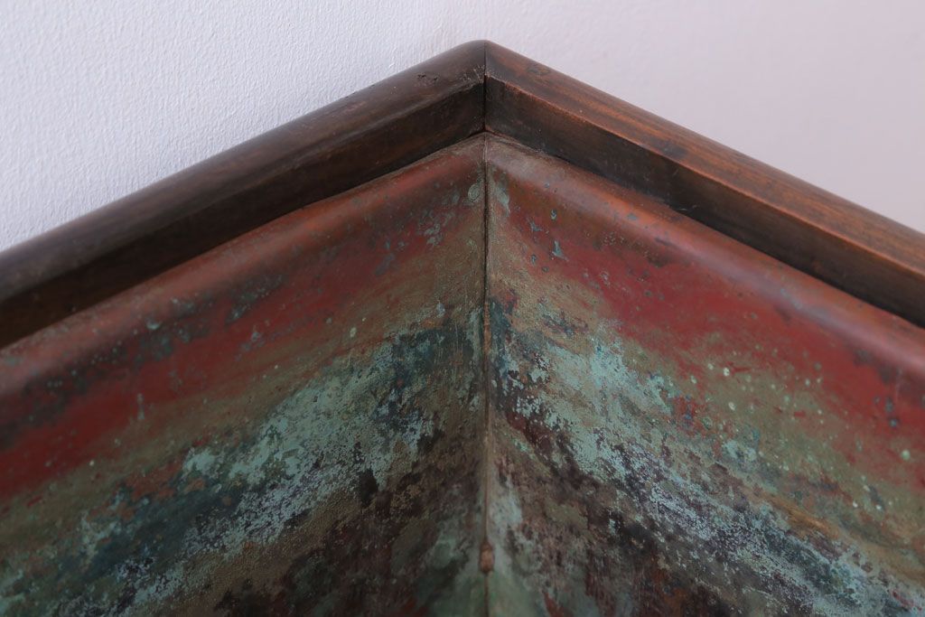 アンティーク雑貨　古民具・骨董　古い欅材!アンティーク角火鉢