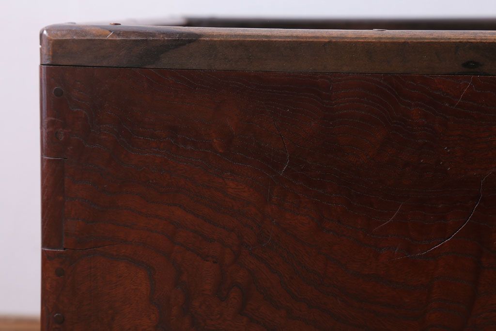 アンティーク雑貨　古民具・骨董　古い欅材!アンティーク角火鉢