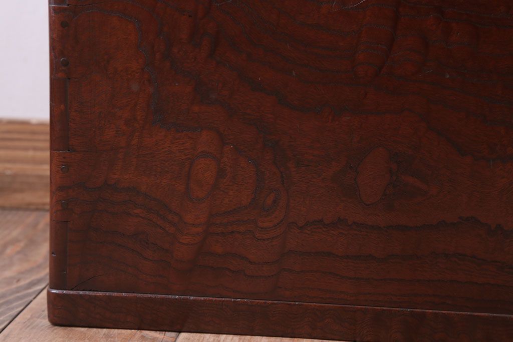 アンティーク雑貨　古民具・骨董　古い欅材!アンティーク角火鉢