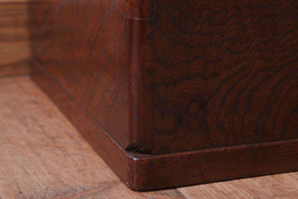 アンティーク雑貨　古民具・骨董　古い欅材!アンティーク角火鉢