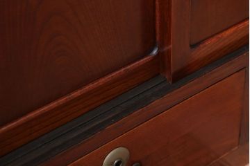 アンティーク家具　和製アンティーク　漆塗り!前面欅材の時代箪笥ローボード(2)