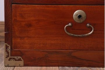 アンティーク家具　和製アンティーク　漆塗り!前面欅材の時代箪笥ローボード(2)