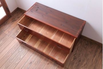 アンティーク家具　和製アンティーク　前面欅材のシンプルな衣装箪笥ローボード(2)