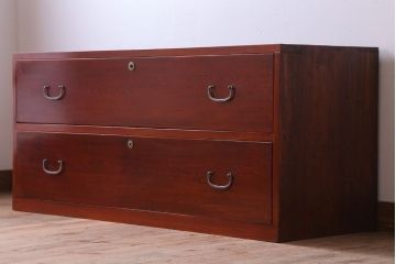 アンティーク家具　和製アンティーク　前面欅材のシンプルな衣装箪笥ローボード(2)