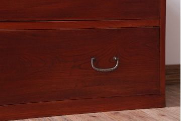 アンティーク家具　和製アンティーク　前面欅材のシンプルな衣装箪笥ローボード(2)