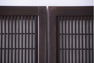 古民具・骨董　裏障子付き!ダイヤガラス帯のアンティーク格子戸2枚セット