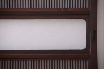 古民具・骨董　裏障子付き!ダイヤガラス帯のアンティーク格子戸2枚セット