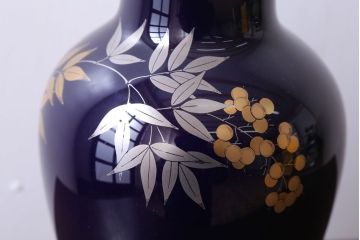 アンティーク雑貨　中古　大倉陶園(おおくらとうえん)　瑠璃(るり)金蝕　花器