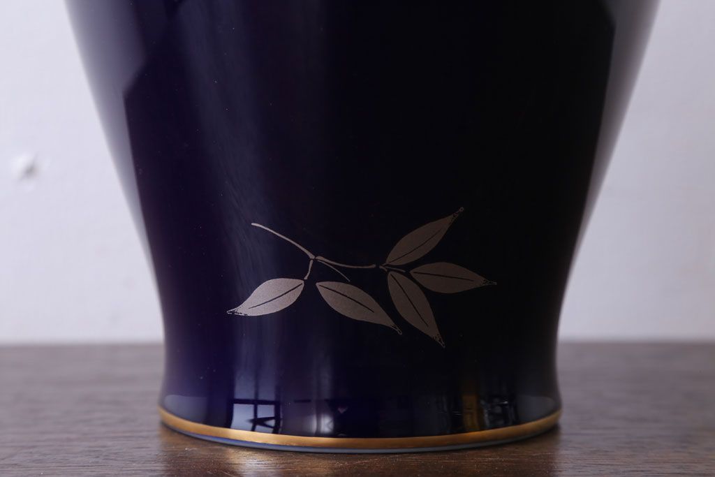 アンティーク雑貨　中古　大倉陶園(おおくらとうえん)　瑠璃(るり)金蝕　花器