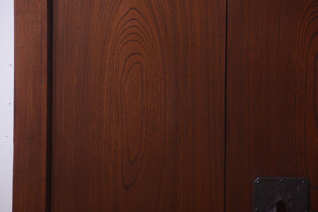 古民具・骨董　総欅材!重厚なアンティーク蔵戸(玄関戸)