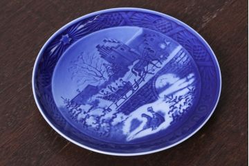 アンティーク雑貨　中古　ROYAL COPENHAGEN(ロイヤルコペンハーゲン)　イヤープレート　1999年