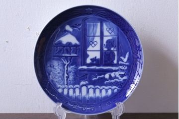 アンティーク雑貨　中古　ROYAL COPENHAGEN(ロイヤルコペンハーゲン)　イヤープレート　2001年