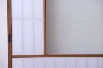 和製アンティーク　腰板黒柿材!古い雪見障子戸2枚セット(1)(引き戸、擦り上げ障子戸、擦上障子戸)
