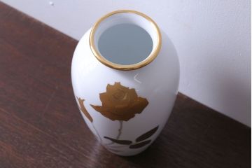 アンティーク雑貨　中古　大倉陶園(おおくらとうえん)　金蝕バラ　23cm花器