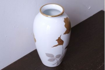 アンティーク雑貨　中古　大倉陶園(おおくらとうえん)　金蝕バラ　23cm花器