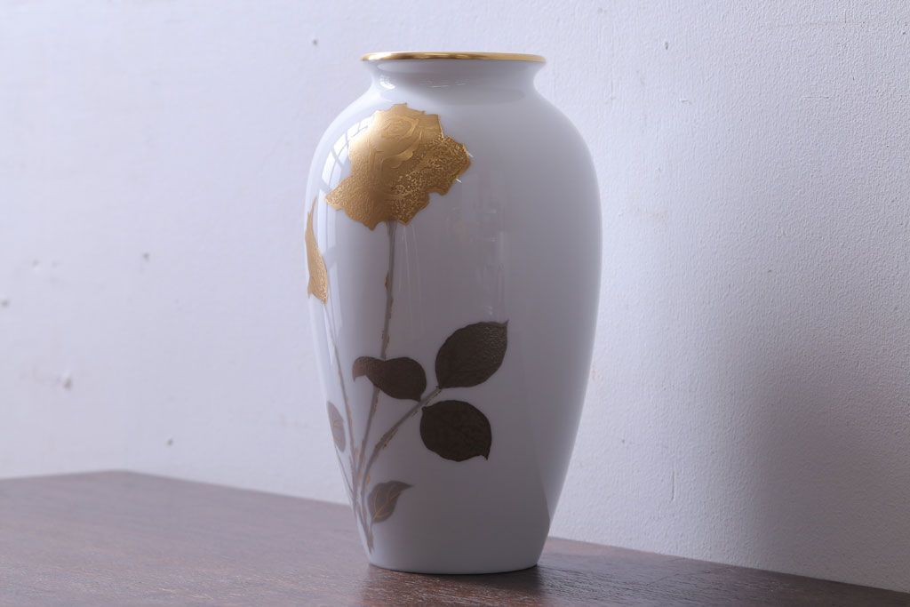 アンティーク雑貨　中古　大倉陶園(おおくらとうえん)　金蝕バラ　23cm花器