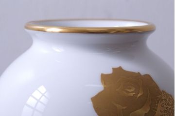 アンティーク雑貨　中古　大倉陶園(おおくらとうえん)　金蝕バラ　23cm花器