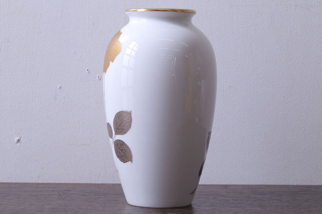 アンティーク雑貨　中古　大倉陶園(おおくらとうえん)　金蝕バラ　23cm花器