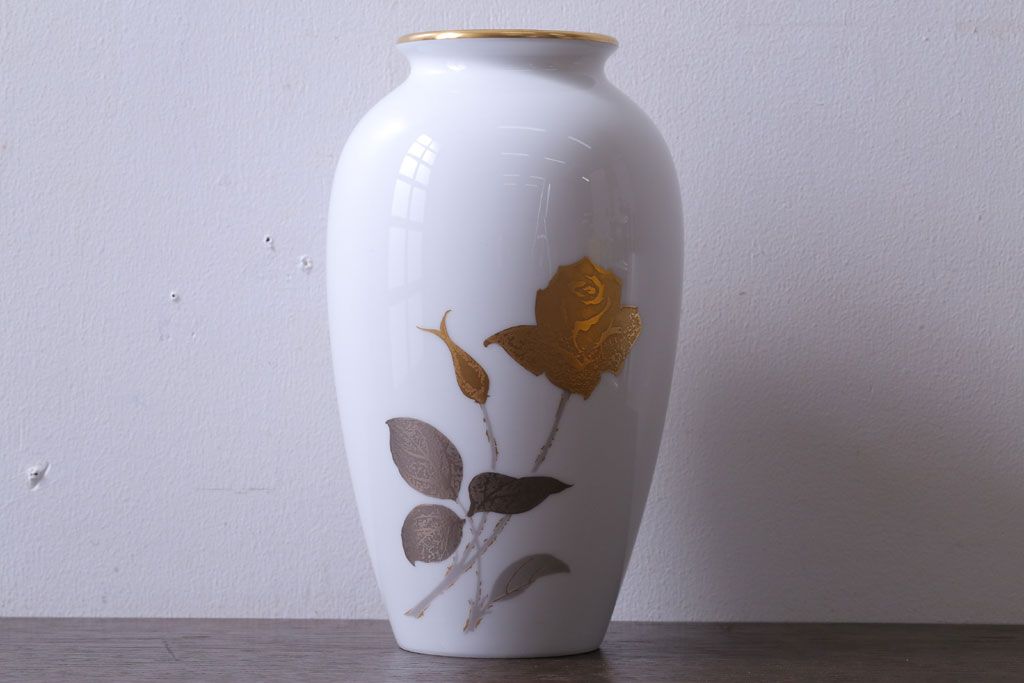 アンティーク雑貨　中古　大倉陶園(おおくらとうえん)　金蝕バラ　23cm花器