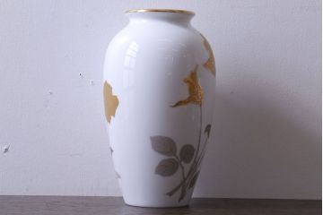 アンティーク雑貨　中古　大倉陶園(おおくらとうえん)　金蝕バラ　23cm花器