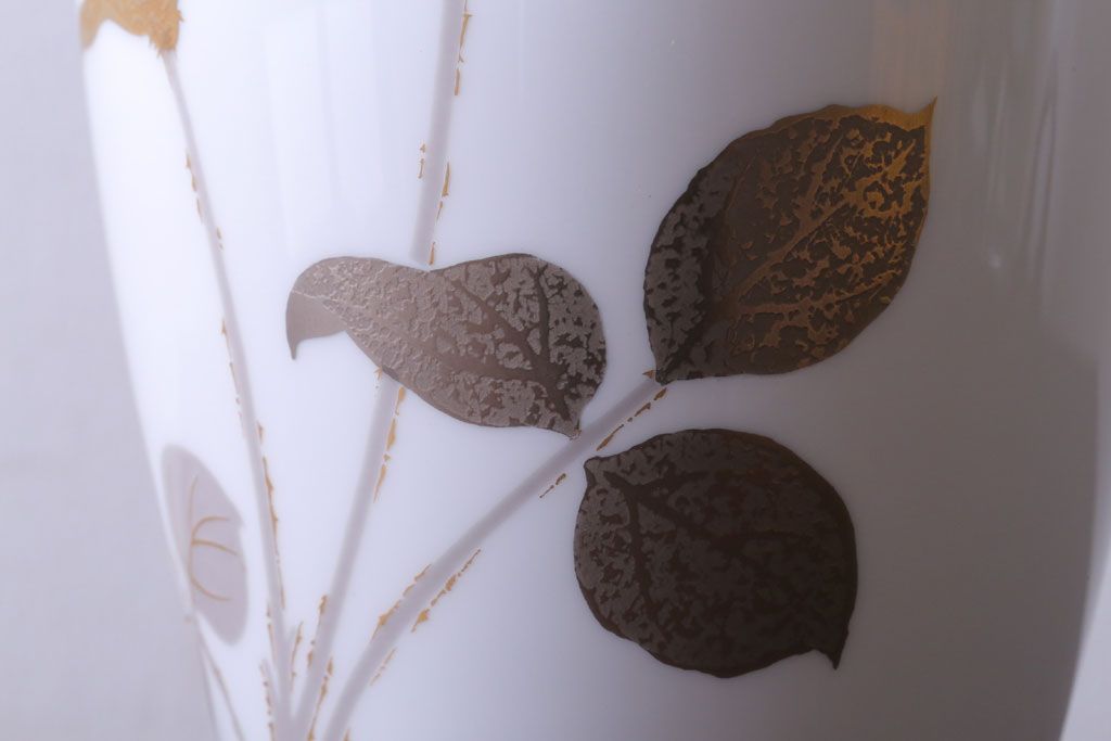 アンティーク雑貨　中古　大倉陶園(おおくらとうえん)　金蝕バラ　23cm花器