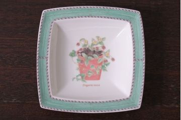 アンティーク雑貨　イギリスWedgwood(ウェッジウッド)　SARAH'S GARDEN(サラズガーデン)　角皿2枚セット(洋食器)