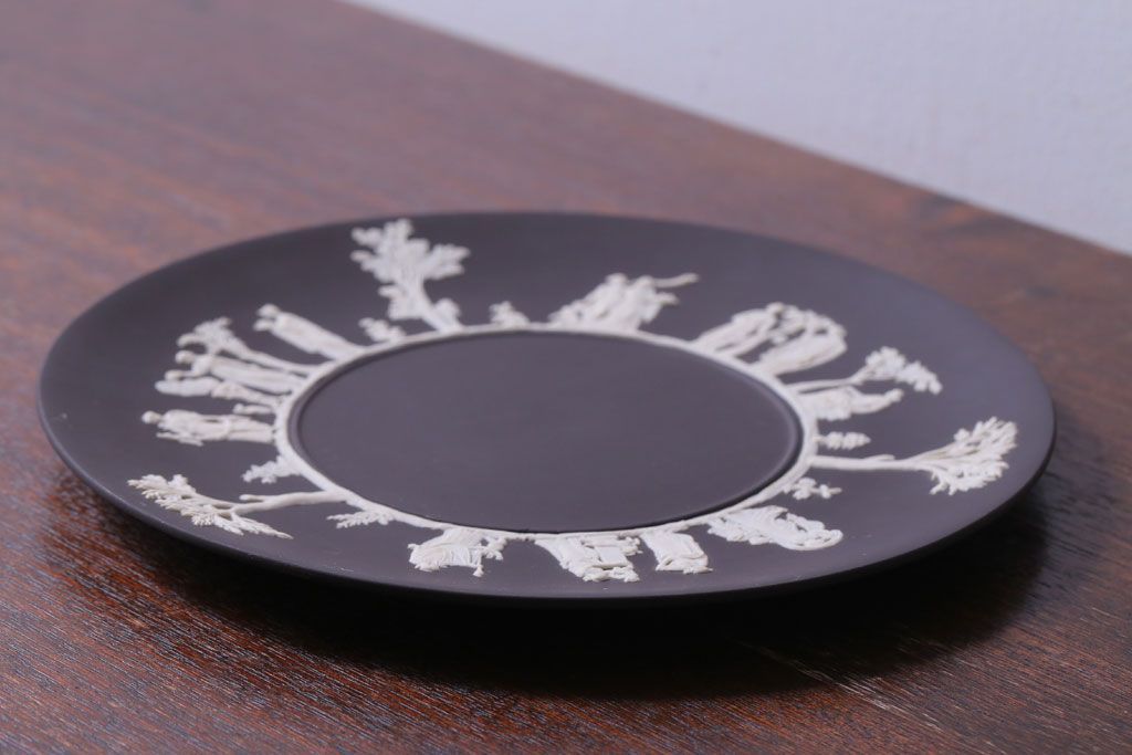 アンティーク雑貨　中古　イギリスWedgwood(ウェッジウッド)　ジャスパー　ブラックプレート(洋食器)
