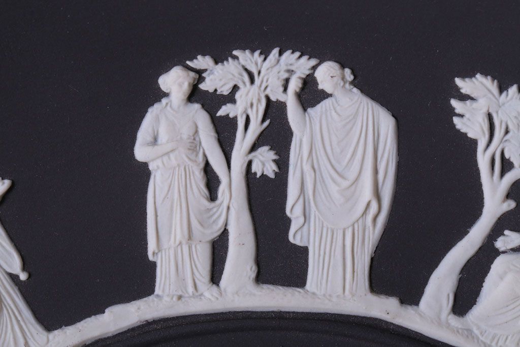 アンティーク雑貨　中古　イギリスWedgwood(ウェッジウッド)　ジャスパー　ブラックプレート(洋食器)