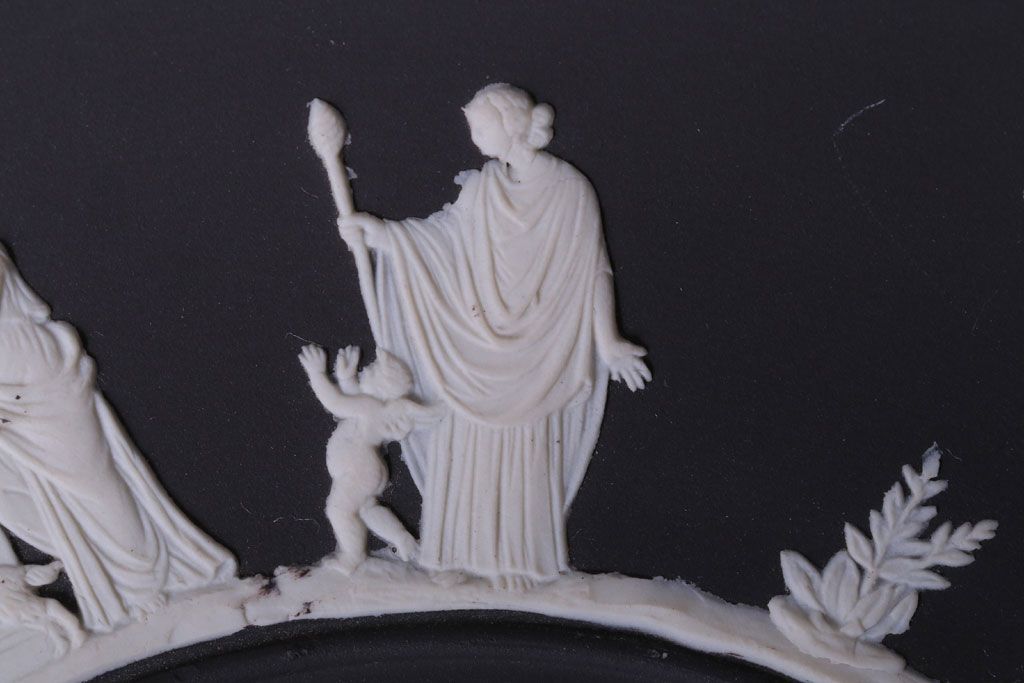 アンティーク雑貨　中古　イギリスWedgwood(ウェッジウッド)　ジャスパー　ブラックプレート(洋食器)