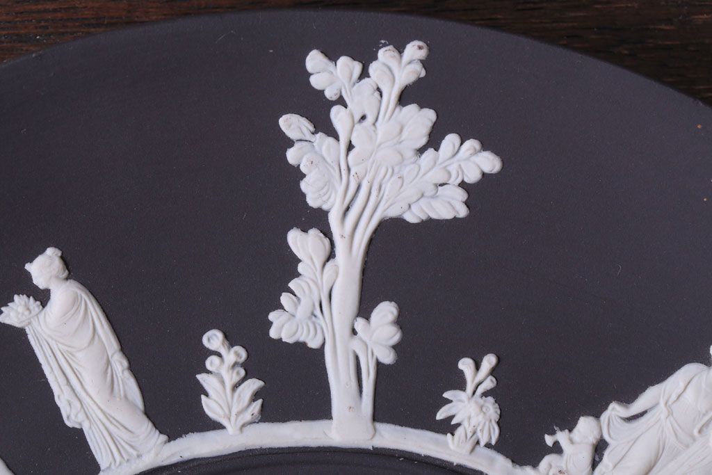 アンティーク雑貨　中古　イギリスWedgwood(ウェッジウッド)　ジャスパー　ブラックプレート(洋食器)