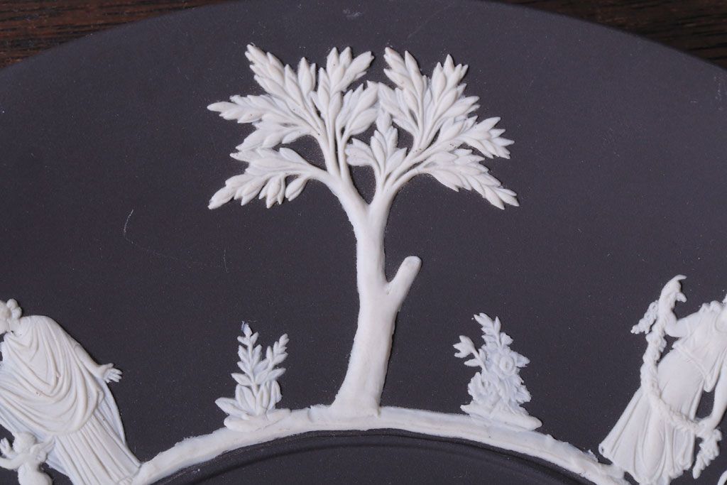 アンティーク雑貨　中古　イギリスWedgwood(ウェッジウッド)　ジャスパー　ブラックプレート(洋食器)