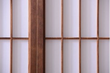 和製アンティーク　腰板黒柿材!古い雪見障子戸2枚セット(2)(引き戸、擦り上げ障子戸、擦上障子戸)