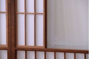 和製アンティーク　腰板黒柿材!古い雪見障子戸2枚セット(2)(引き戸、擦り上げ障子戸、擦上障子戸)