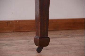 アンティーク家具　イギリスアンティーク　バーチ材のエクステンションテーブル