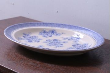 アンティーク雑貨　イギリスWedgwood(ウェッジウッド)　オーバルプレート(平皿)(洋食器)