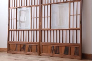 和製アンティーク　腰板黒柿材!デザインガラス入りの古い雪見障子戸2枚セット(1)(引き戸、擦り上げ障子戸、擦上障子戸)