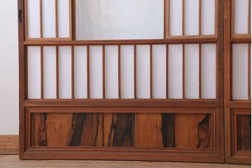  和製アンティーク　腰板黒柿材!デザインガラス入りの古い雪見障子戸2枚セット(2)(引き戸、擦り上げ障子戸、擦上障子戸)