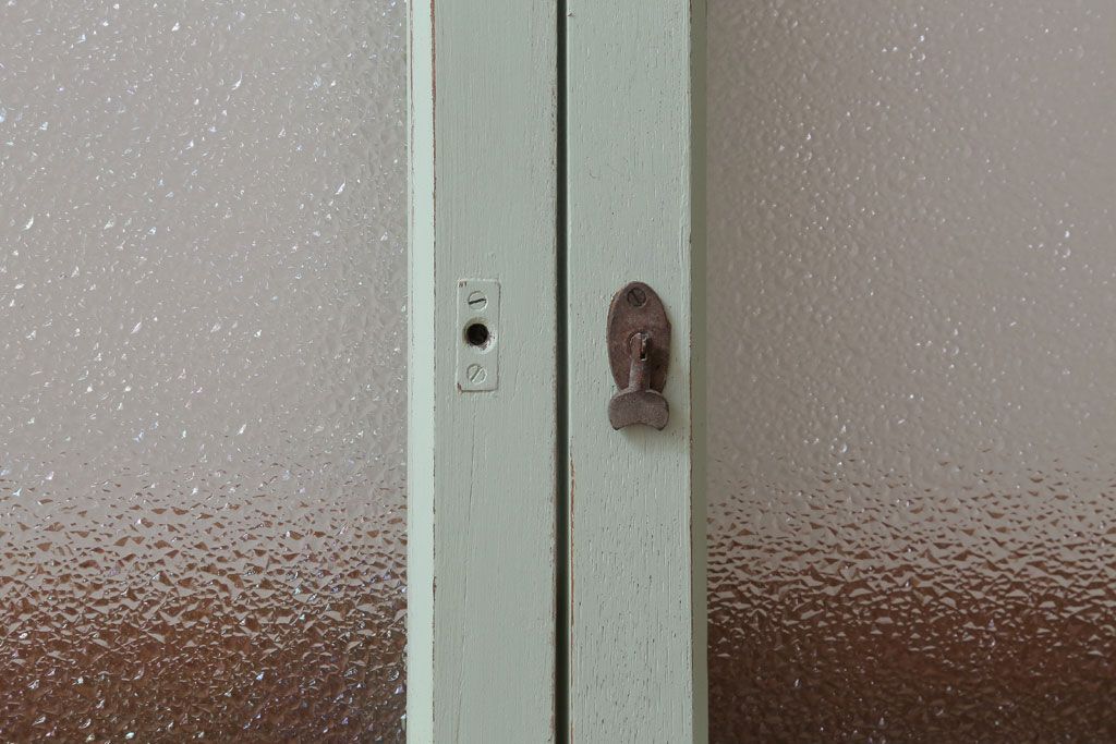 アンティーク　ダイヤガラス入り!ミントグリーンペイントのガラス戸2枚セット(窓)(1)