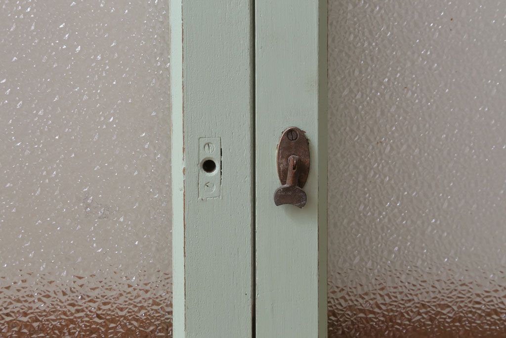 アンティーク　ダイヤガラス入り!ミントグリーンペイントのガラス戸2枚セット(窓)(2)