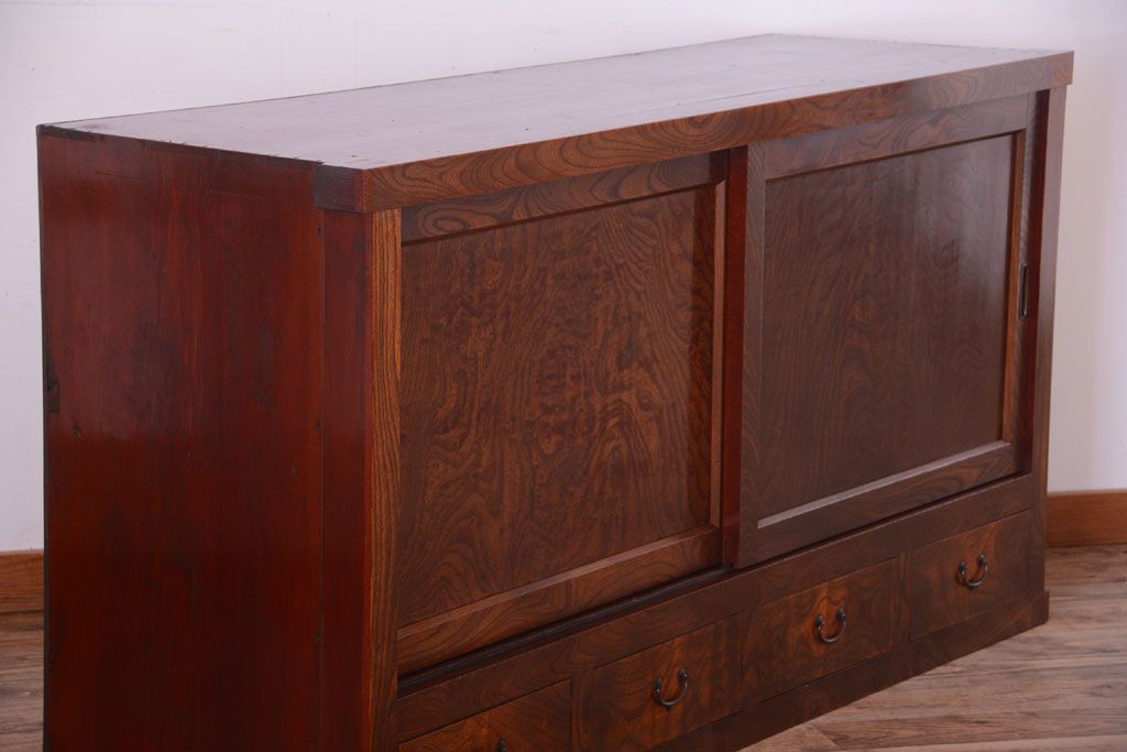 アンティーク家具　古民具・骨董　米沢地方　前面欅玉杢材!時代箪笥サイドボード(水屋箪笥)(1)