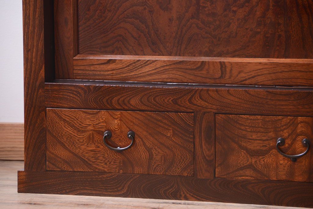 アンティーク家具　古民具・骨董　米沢地方　前面欅玉杢材!時代箪笥サイドボード(水屋箪笥)(1)