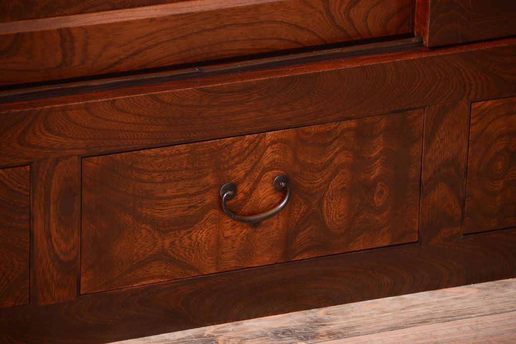 アンティーク家具　古民具・骨董　米沢地方　前面欅玉杢材!時代箪笥サイドボード(水屋箪笥)(1)