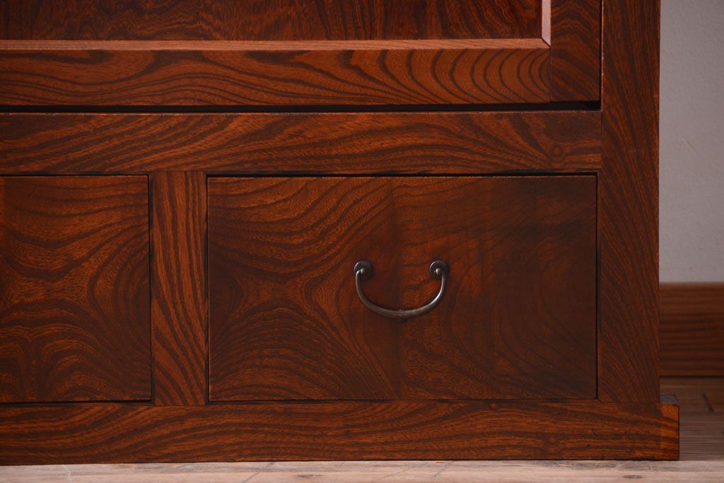 アンティーク家具　五尺　古民具・骨董　米沢地方　前面欅玉杢材!時代箪笥サイドボード(水屋箪笥)(2)
