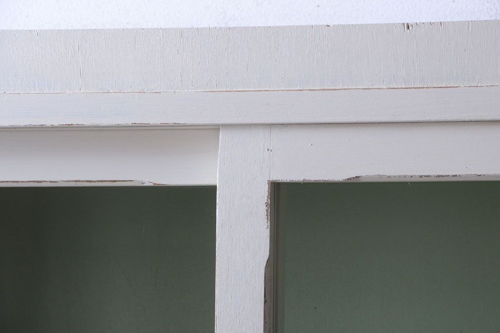 アンティーク家具　アンティークペイント　モールガラス入り!脚付き重ね収納棚(食器棚)