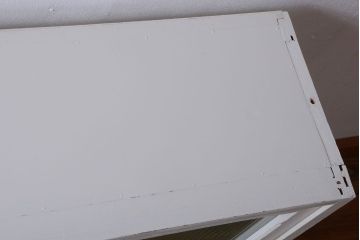 アンティーク家具　アンティークペイント　モールガラス入り!脚付き重ね収納棚(食器棚)