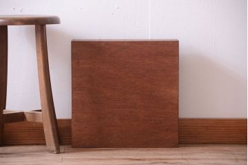 アンティーク家具　和製アンティーク　4×4　古い木製の壁掛けマス目棚(収納棚、飾り棚)(小)(2)