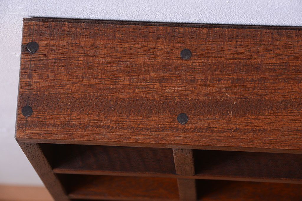 アンティーク家具　和製アンティーク　3×3　古い木製の壁掛けマス目棚(小)(1)